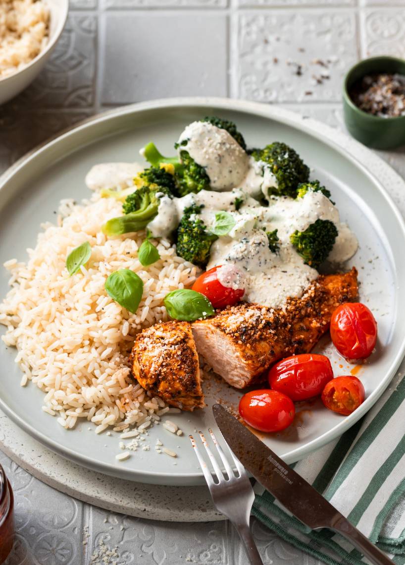 Pesto-Hähnchen mit Tomaten