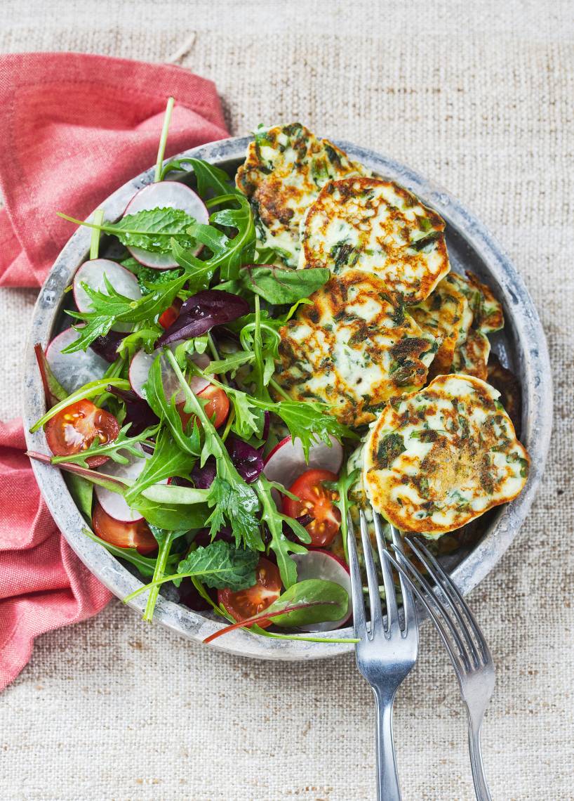 Spinatküchlein mit Salat