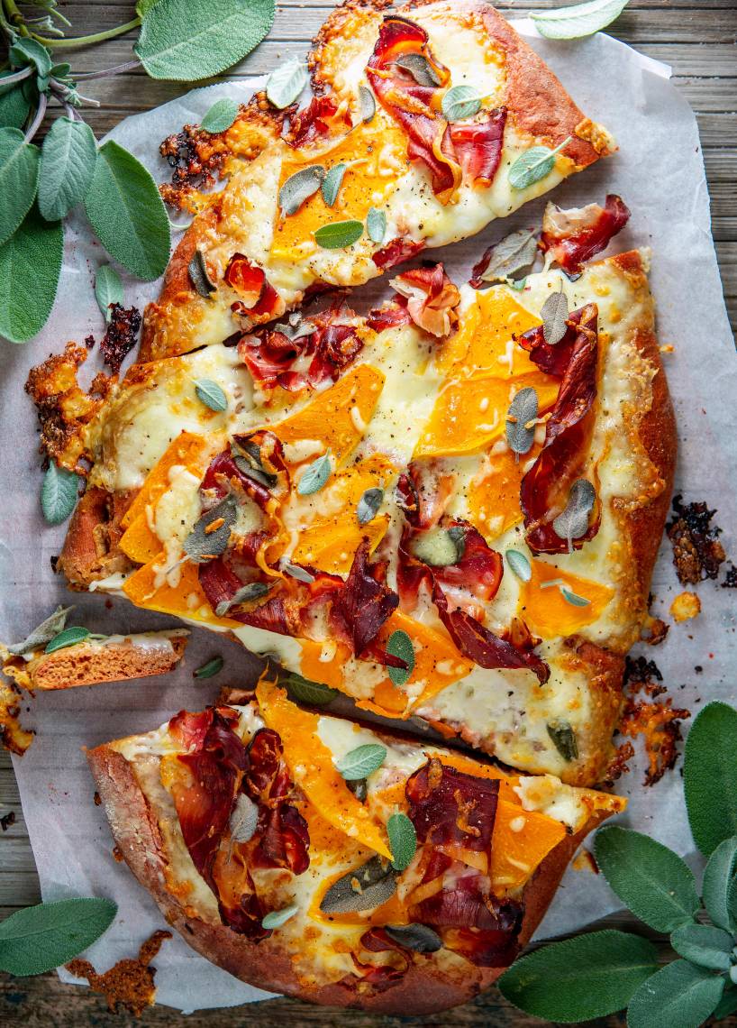 Kürbis-Schinken-Pizza