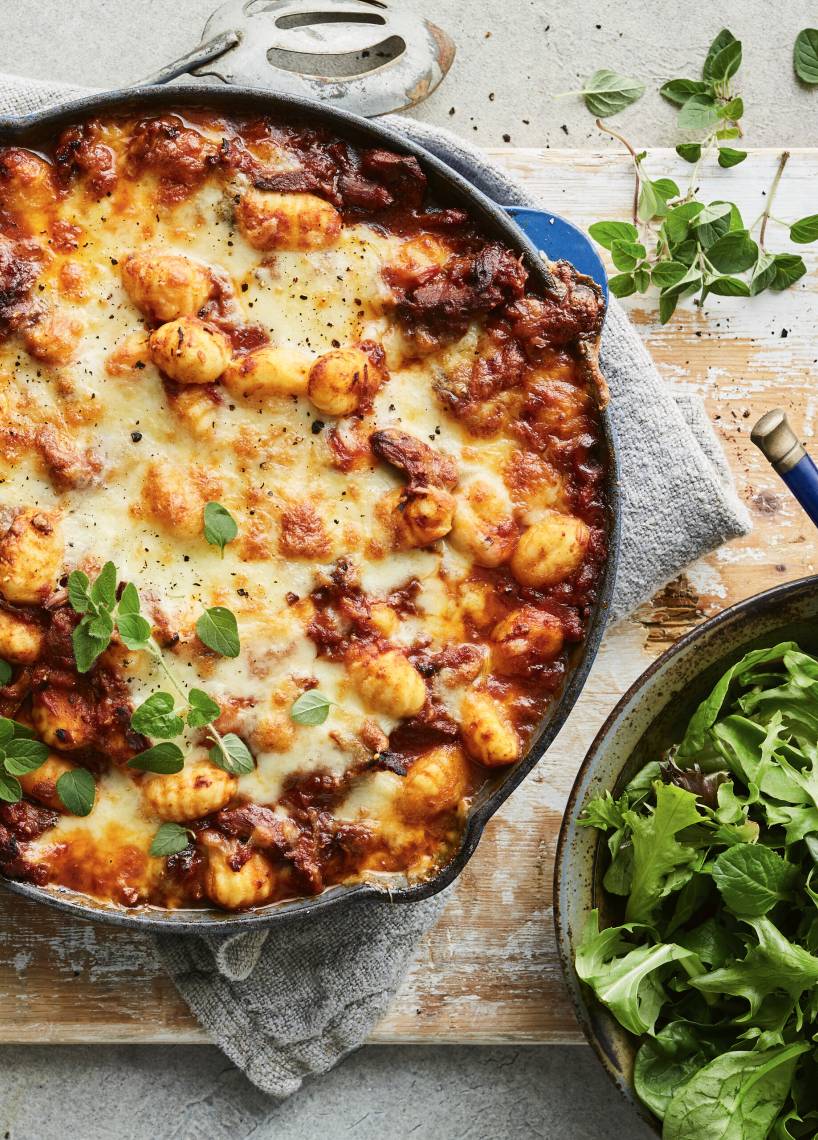 Ofenbolognese mit Gnocchi
