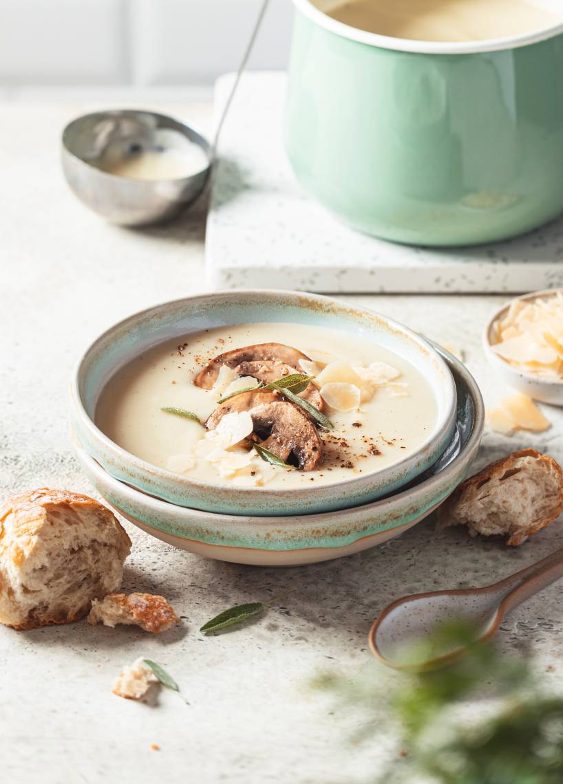 Blumenkohl-Parmesan-Suppe mit Pilzen | ZauberMix Club Blumenkohl-Parmesan-Suppe mit Pilzen | ZauberMix Club