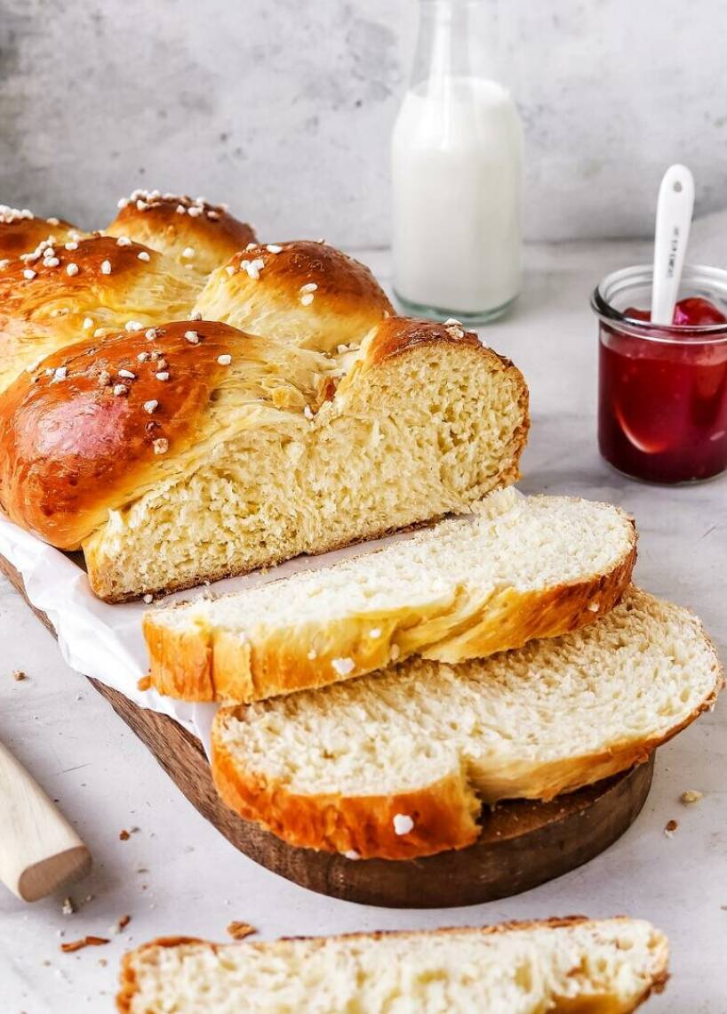 Klassischer Hefezopf mit Gelinggarantie