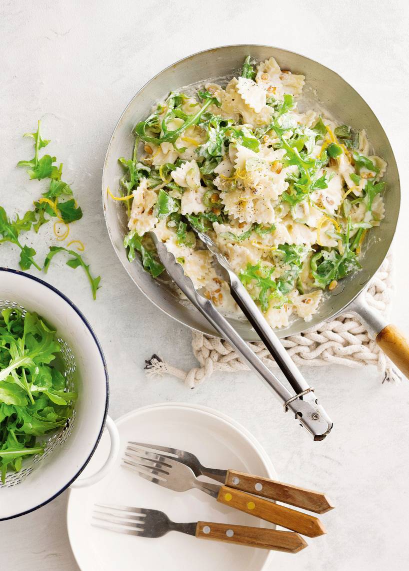 Leichter Über-Nacht-Nudelsalat mit Ricotta