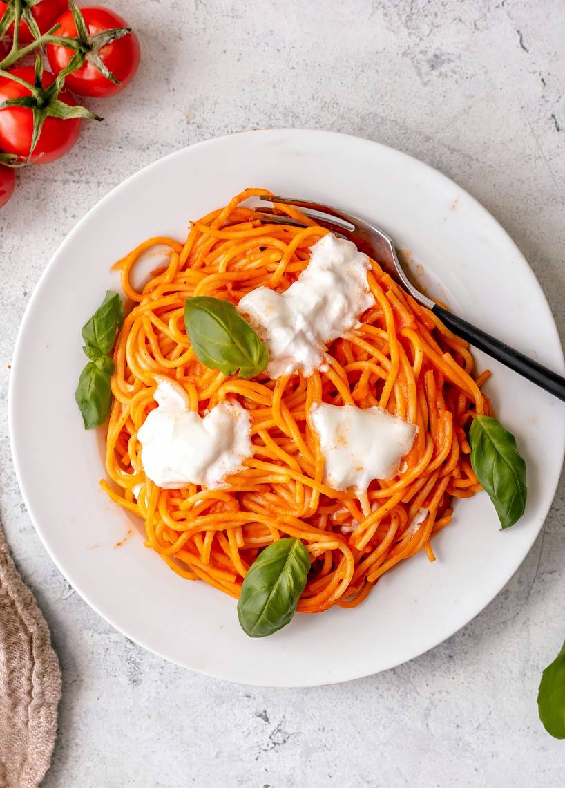 Nudelsoße mit Burrata