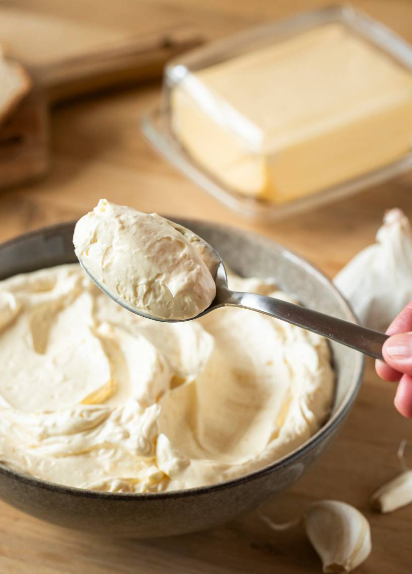 2 Zutaten Aioli-Butter