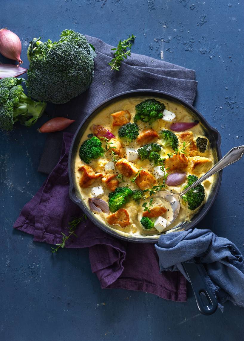 Low-Carb-Hähnchenauflauf mit Brokkoli