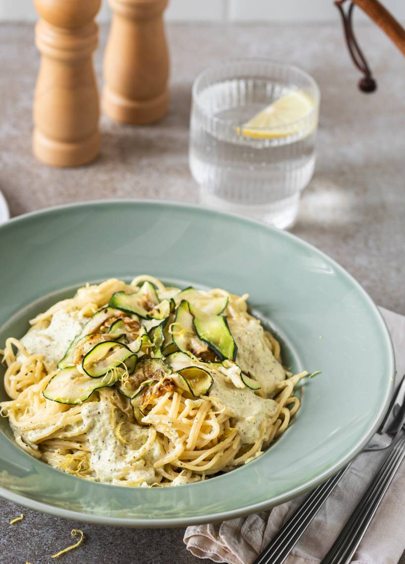 Pasta in cremiger Soße mit Zuchhini