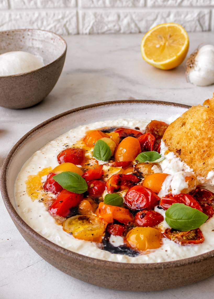 Burrata Dip mit gerösteten Tomaten