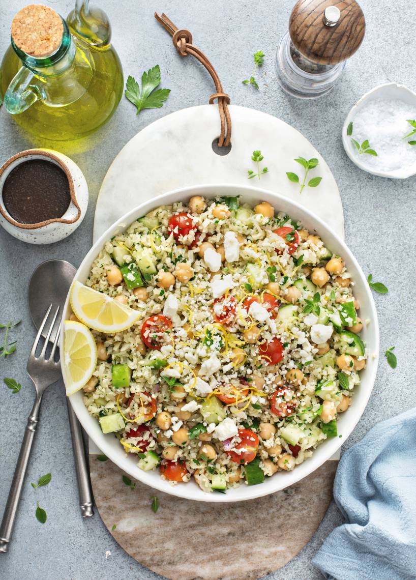 Blumenkohlsalat mit Kichererbsen & Feta
