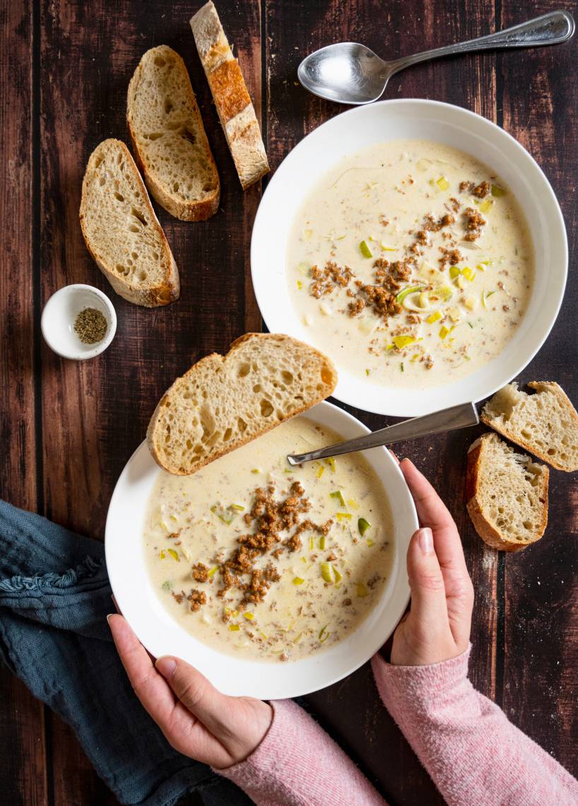 Die einfachste Käse-Hack-Lauch-Suppe