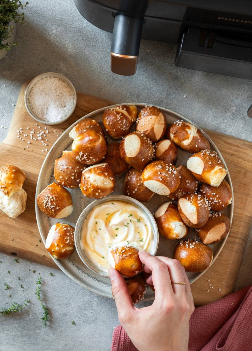 Pretzel Bites