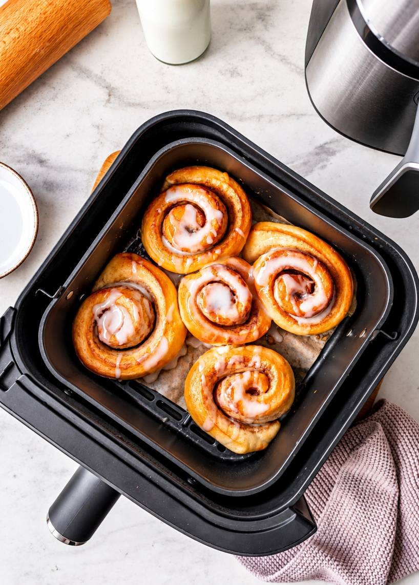 Die fluffigsten Zimtschnecken aus dem Airfryer