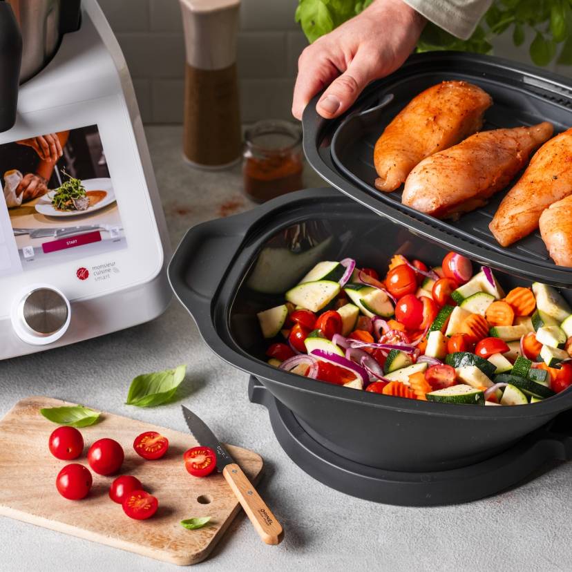 Hähnchen und Gemüse All-in-One im Dampfgaraufsatz des Monsieur Cuisine