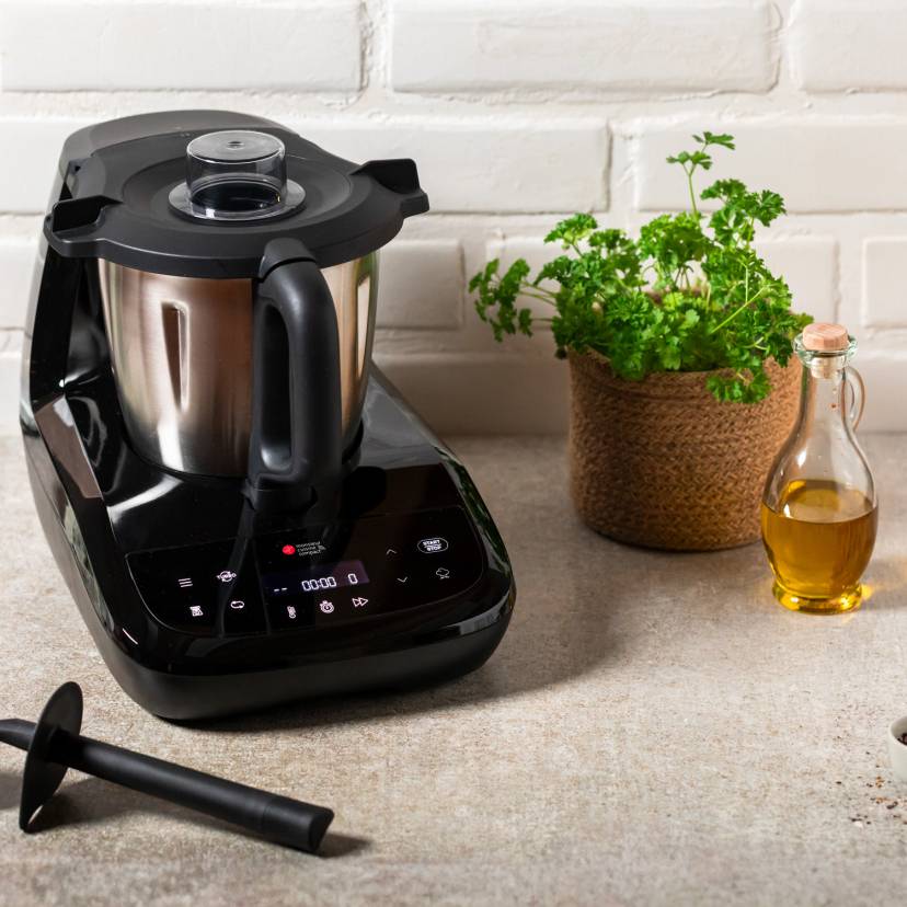 Monsieur Cuisine compact und Zubehör