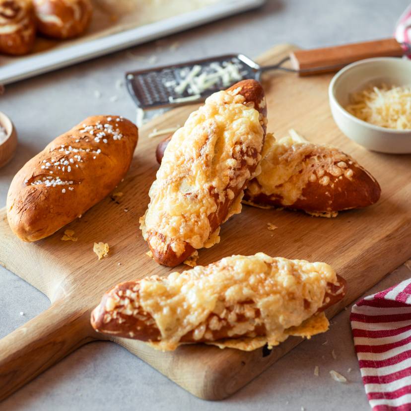Käse-Laugen-Stangen wie vom Bäcker