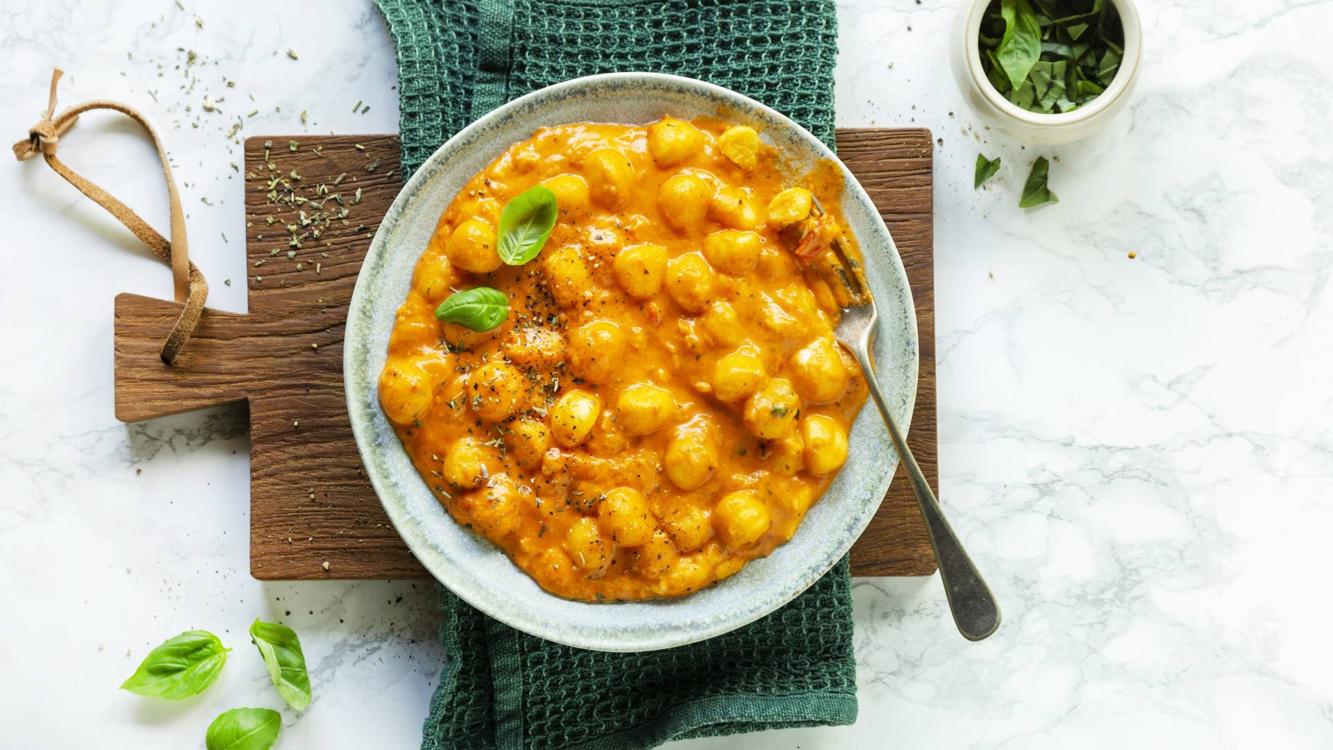 Schnelle Tomate-Mozzarella-Gnocchi