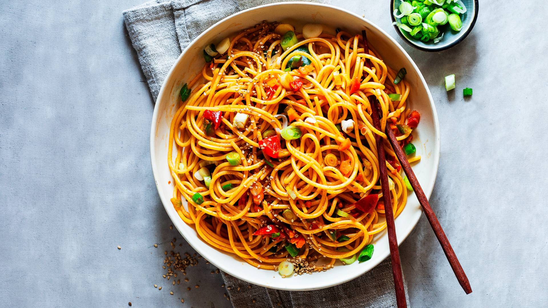 Asiatischer Spaghettisalat