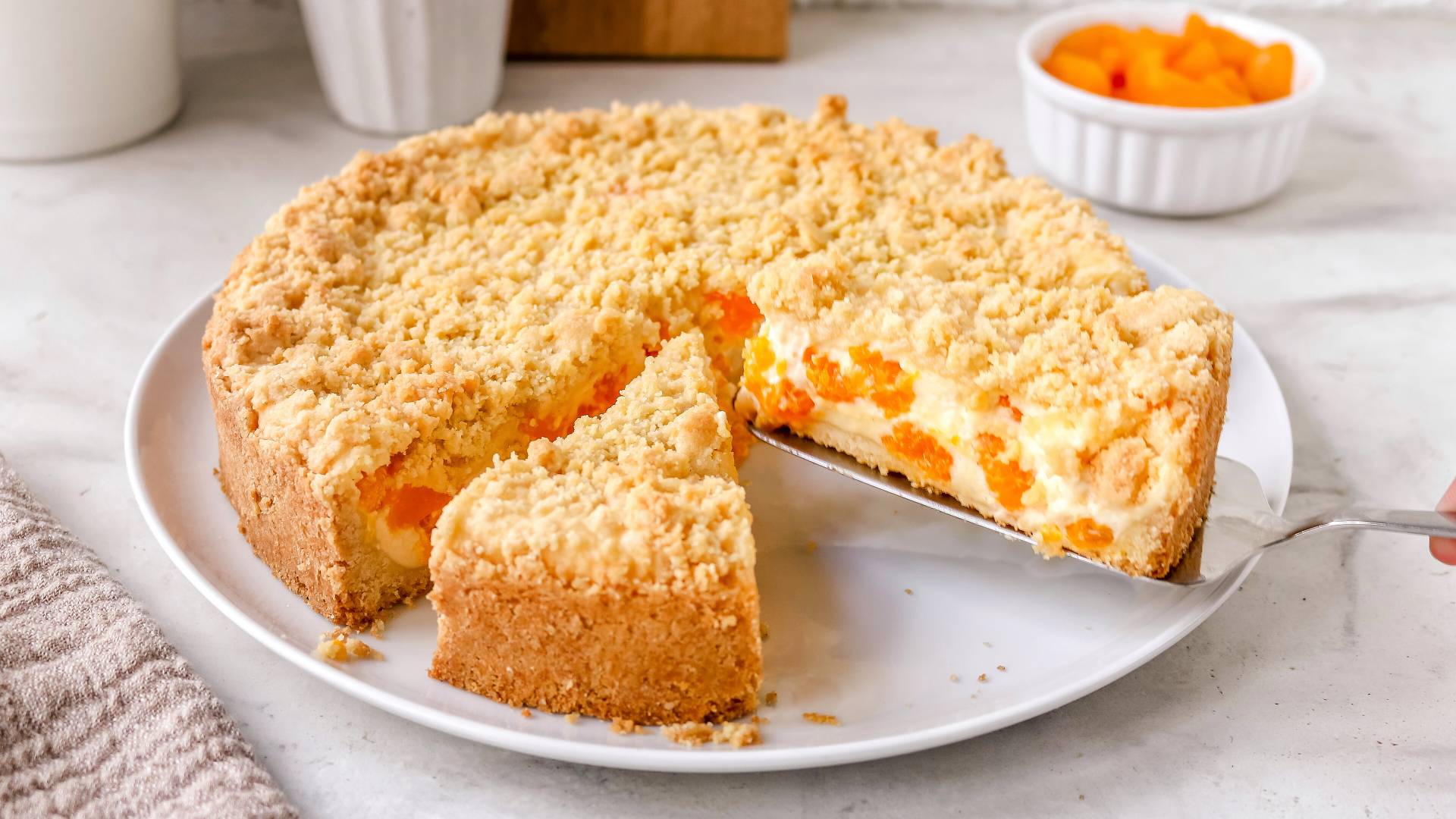 Mandarinen-Streuselkuchen mit Schmand